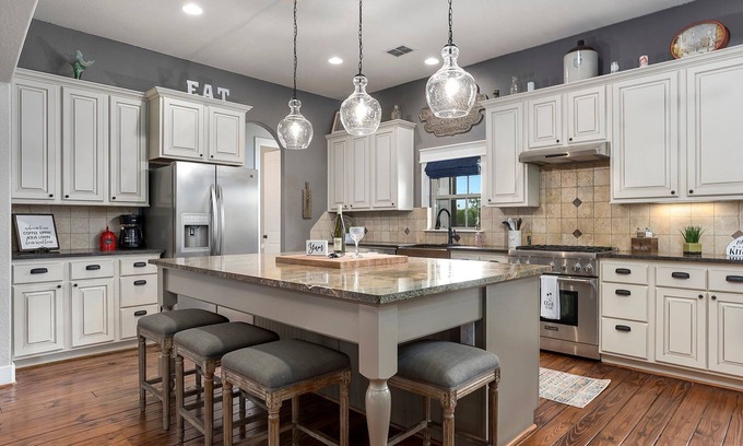 Fredericksburg House | Scimitar Landing | Hot Tub | Fire Pit