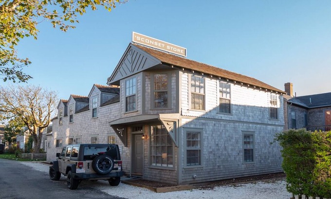 Siasconset House | Sconset Village and steps to the beach