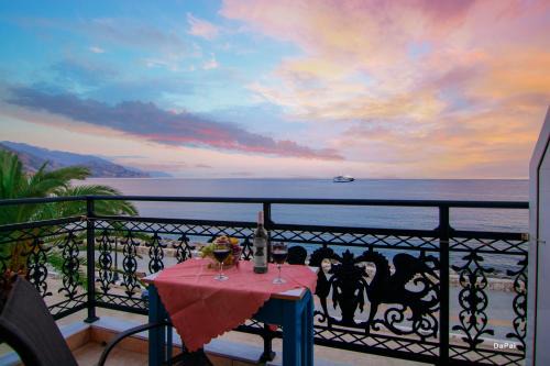 Palaiochora House | Scorpios Family Rooms