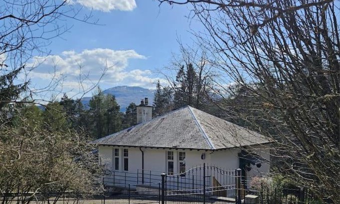 Tyndrum House | Scottish Highland Cottage Tyndrum Upper Station