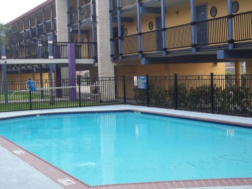 Galveston Hotel | Scottish Inns Galveston