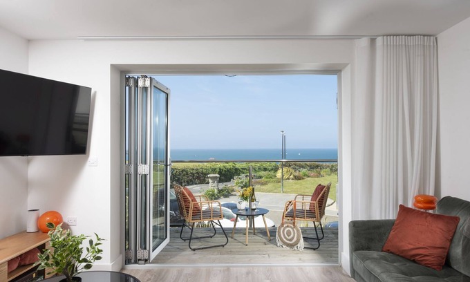 Lusty Glaze Apartment | Sea Breeze - a sea view apartment just moments from Lusty Glaze Beach