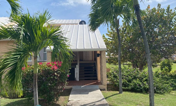 Cane Bay Condo | Sea Breeze at Gentle Winds- a perfect spot for your beach vacation!