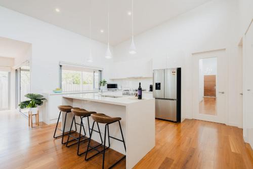 Torquay Villa | Sea Breeze Pacific Drive Torquay