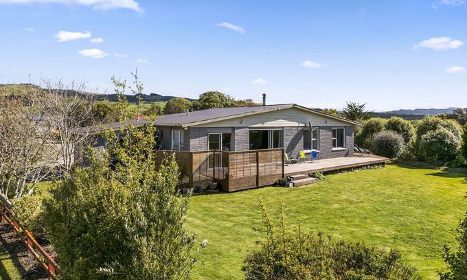 Karitane House | Sea Breeze Sanctuary - Karitane Holiday Home