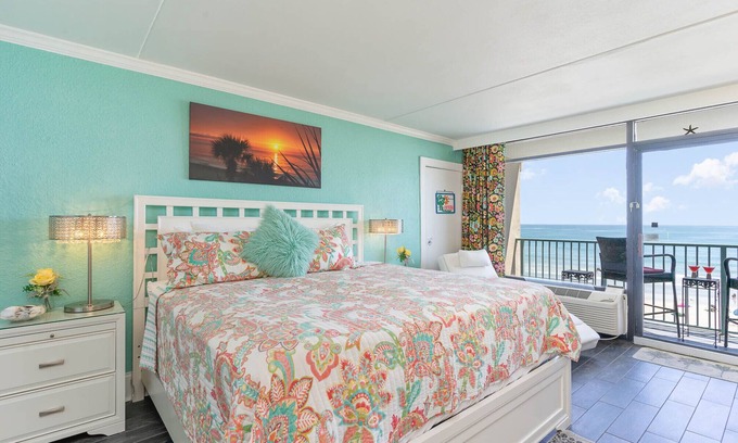 Myrtle Beach Condo | Sea Breeze - Stunning King Suite with breathtaking views!
