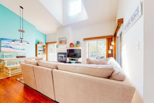 Bethany Beach Apartment | Sea Colony - 56053 Pinewood Dr