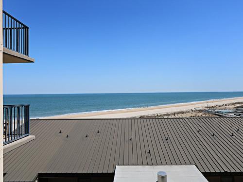 Bethany Beach Apartment | Sea Colony Brandywine House II
