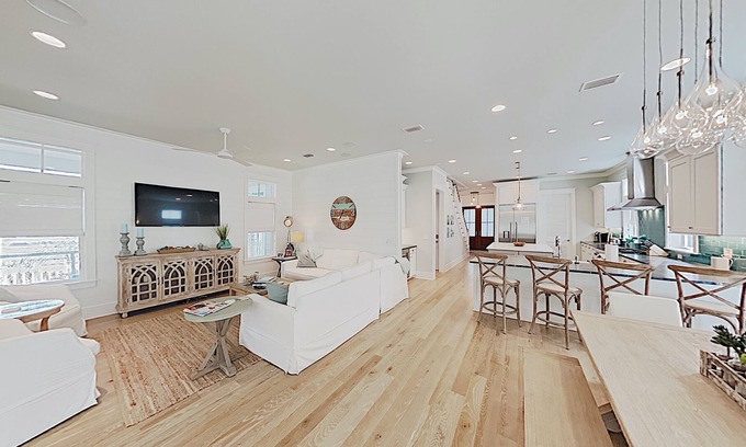 WaterSound West Beach House | "Sea D'Light"- Located In Beautiful Watersound West - Deeded Beach Access - Sleeps 10