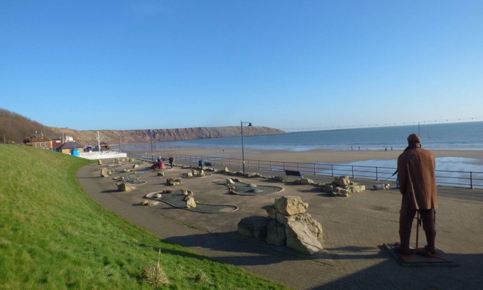 Filey Cottage | Sea Dog