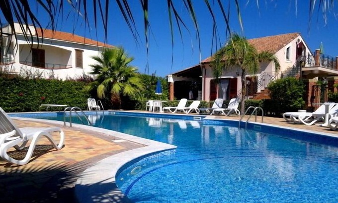 Piana Calzata Apartment | Sea front apartments with POOL, Terrace with SEA VIEW, WiFi, near Cefalu Palermo