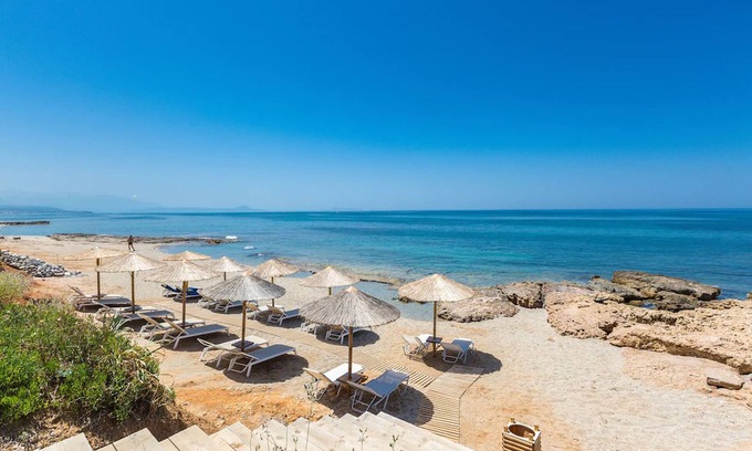 Pigianos Kampos Villa | Sea front Villas with Private Beach Facilities
