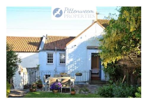 Pittenweem House | Sea Holly Cottage- coastal retreat Pittenweem