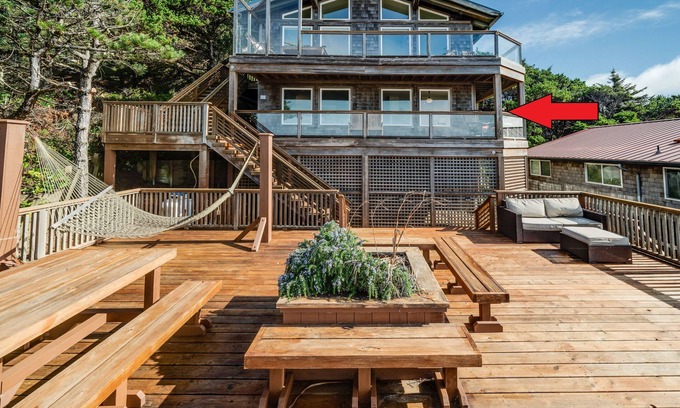 Manzanita House | Sea-ing Clearly MCA#876-Oceanfront Lower Condo unit, amazing views, dogs ok.