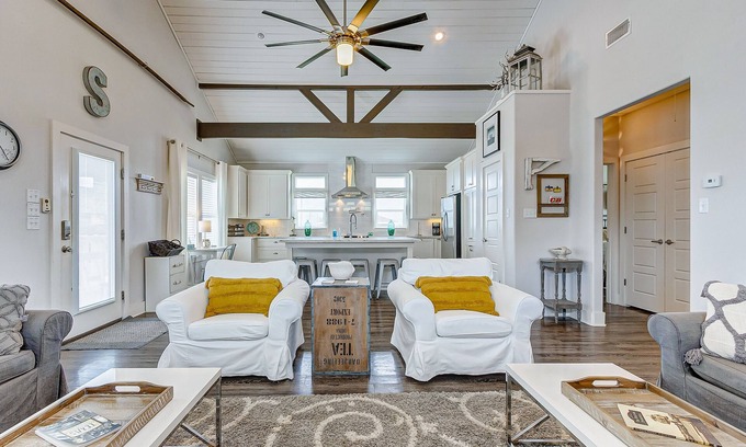 Port Bolivar House | Sea La Vie - a 2 bedroom 2 bath home that sleeps 9.