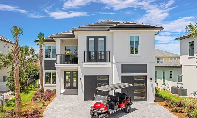 Avalon Beach Estates House | Sea La Vie: Private beach steps away, Golf cart, Heated pool & hot tub