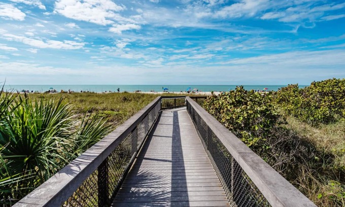 Venice House | Sea La Vie - Venice Island Tropical Retreat