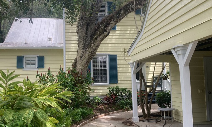 Wabasso Beach House | Sea Oaks Cottage Townhouse