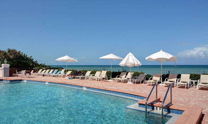 Wabasso Beach Condo | SEA OAKS VERO BEACH - GREAT RATES, BEACH, POOLS,TENNIS! FANTASTIC LOCATION!