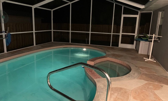 Venice Gardens House | Sea Pointe House - newly renovated pool house