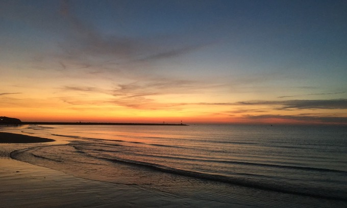 East Dennis House | Sea Street Beach, just a short walk, and top public golf 2.5 miles away