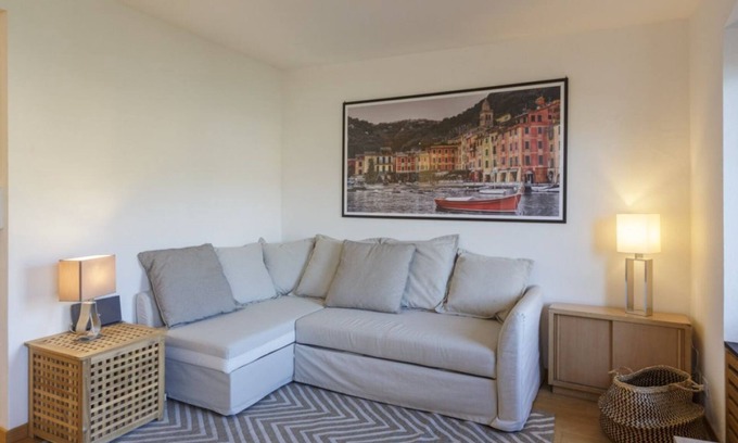 Santa Margherita Ligure Apartment | Sea view one step away from downtown