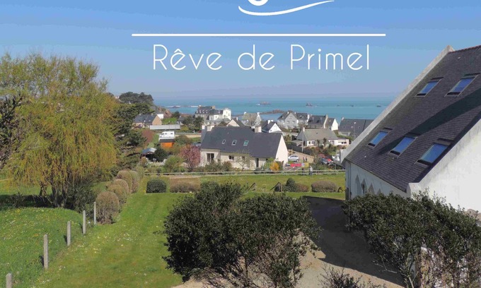 Plougasnou Apartment | Sea view apartment 2 minutes walk from the beach