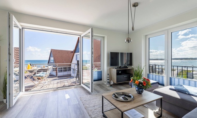 Hohwacht Apartment | Sea view "Emmas Kajüte" House 3, WE 36