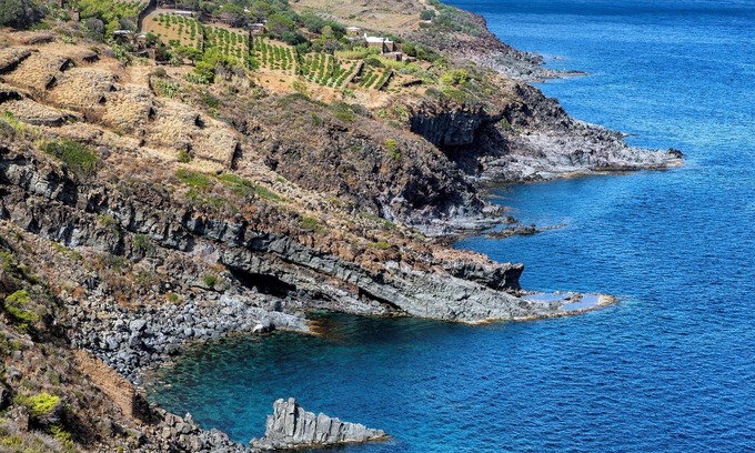 Rekhale House | [Sea View +Nature + Barbecue] Entire "Dammuso" Estate