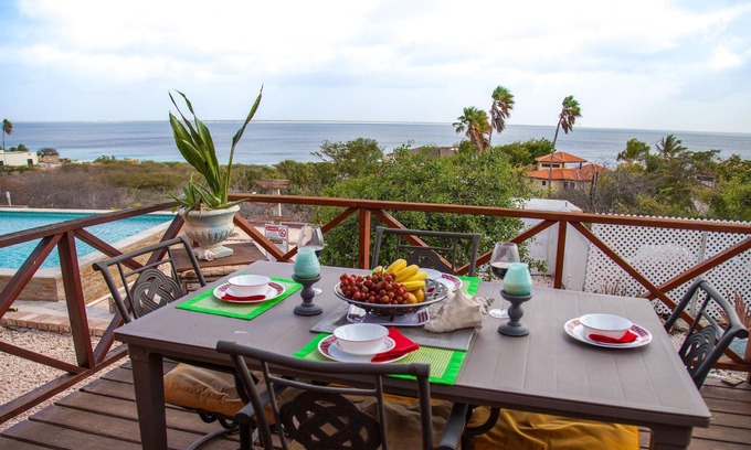 Sabadeco Apartment | Sea-view, Snorkel and Dive Villa
