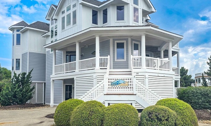 Buck Island House | "Sea'z a Dream" - 6 En Suites, Elevator, Pets Ok, Buck Island!