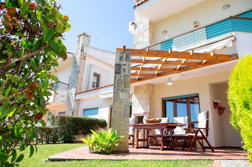 Kallithea House | Seabreeze Serenity Residence