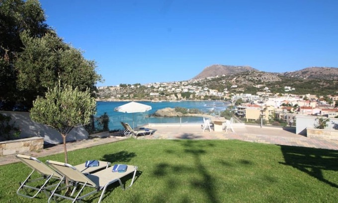 Katochori Villa | SeaDream Beachfront Villa with sea view and jacuzzi