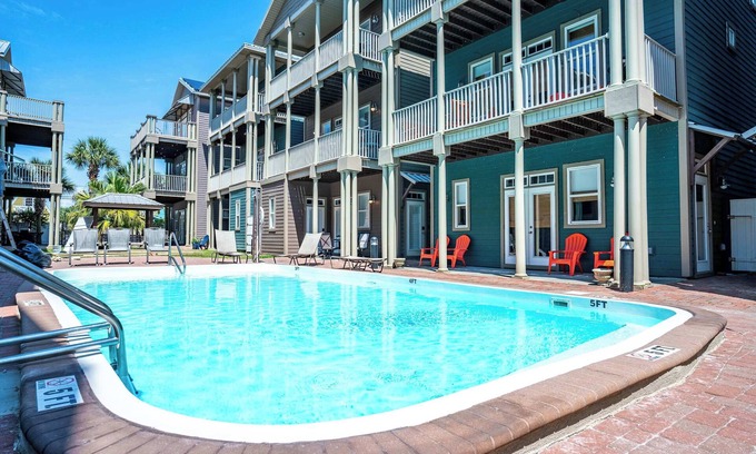 Crescent Beach House | SeaEsta | Luxe Retreat by Panama Beach