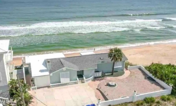 Vilano Beach House | "Seaglass Cottage" - Direct Oceanfront, Vilano beach access near St. Augustine