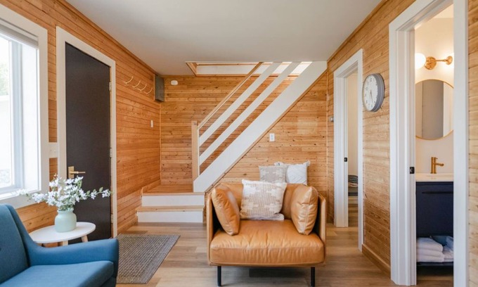 Bayfield Hotel | Seagull Bay Motel