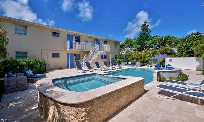 Singer Island Apartment | Seas the Day 1