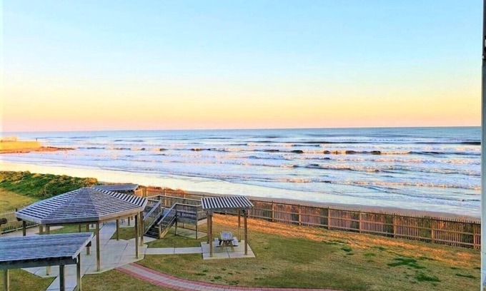 Galveston Condo | Seascape 2/2 Beachfront Condo Sunrise & Oceanview from 2 Balconies w/Heated Pool