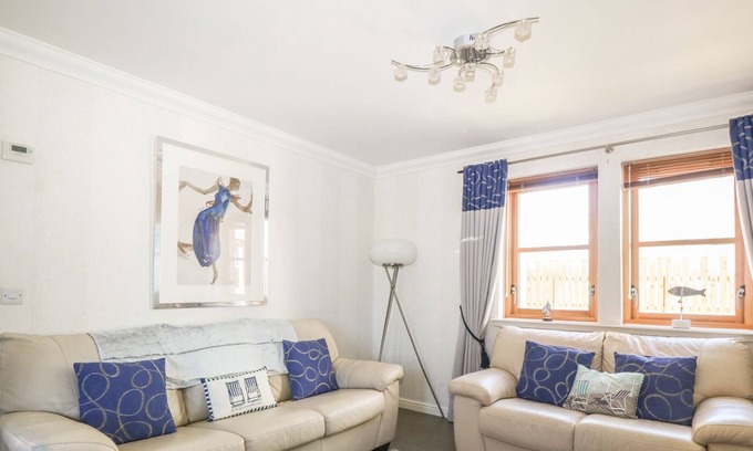 Cellardyke House | SEASCAPE, family friendly, character holiday cottage in Anstruther