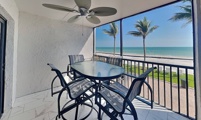 Mid Island Condo | Seaside 103 | Stylish Condo w/Stunning Views