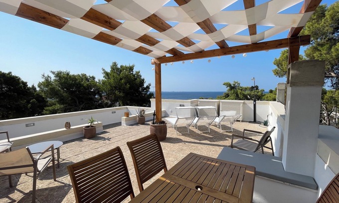 Santa Caterina Condo | Seaside 2 bedrooms condo villa with seaview rooftop & balcony - family relax