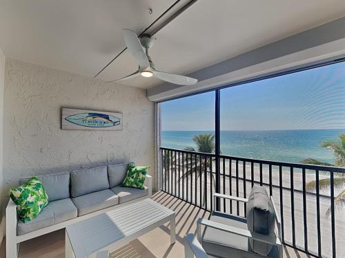 Mid Island Apartment | Seaside 405