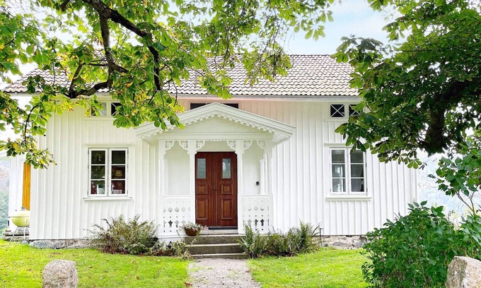 Uddevalla Municipality House | Seaside Charm in Bohuslan-By Traum