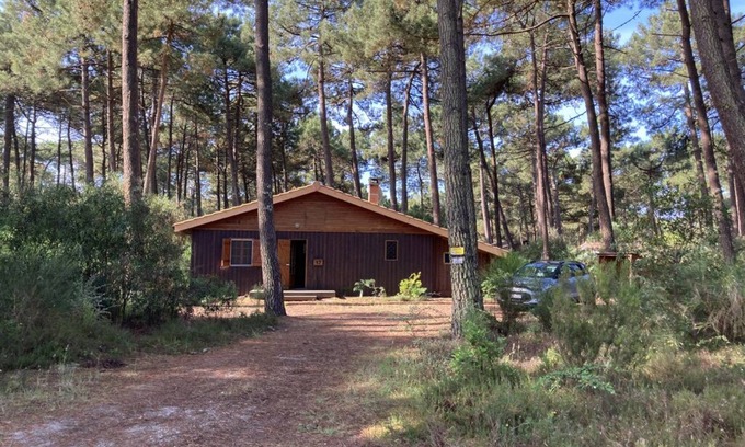 Grayan-Et-L'Hopital Ski Chalet | Seaside cottage in EURONAT