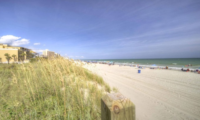 Crescent Beach Condo | Seaside Elegance Your Coastal Getaway