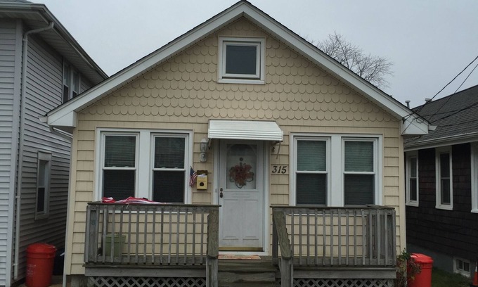 Ortley Beach House | Seaside Heights 3 Bedroom 1 bath House