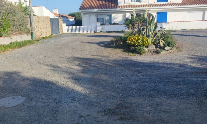 Noirmoutier-en-l'Ile House | Seaside house in a quiet dead end near the port and shops