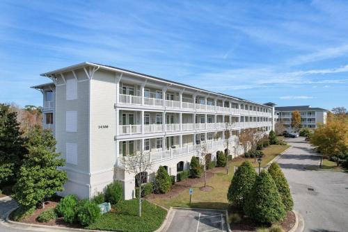 North Litchfield Beach House | Seaside Inn, Unit 207-207A