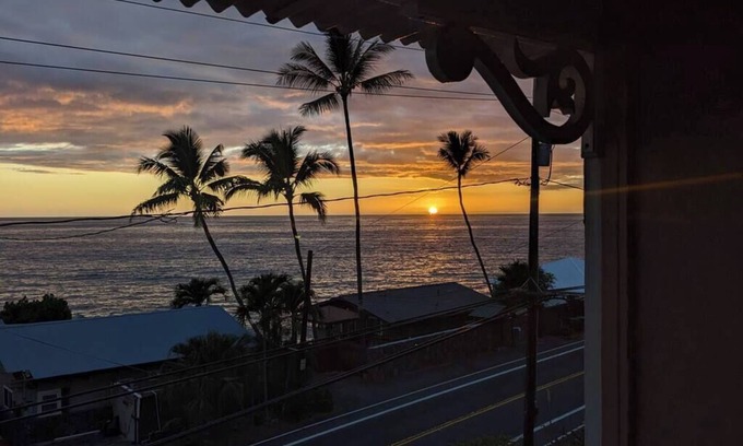 Kahaluu Bay Apartment | Seaside Retreat Condo