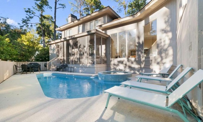 Oceanside House | Seaside Treasure by Five Star Properties